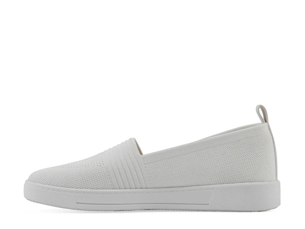 White Mountain Upright Slip-On Sneaker