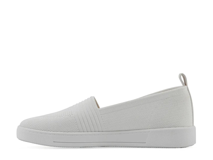 White Mountain Upright Slip-On Sneaker