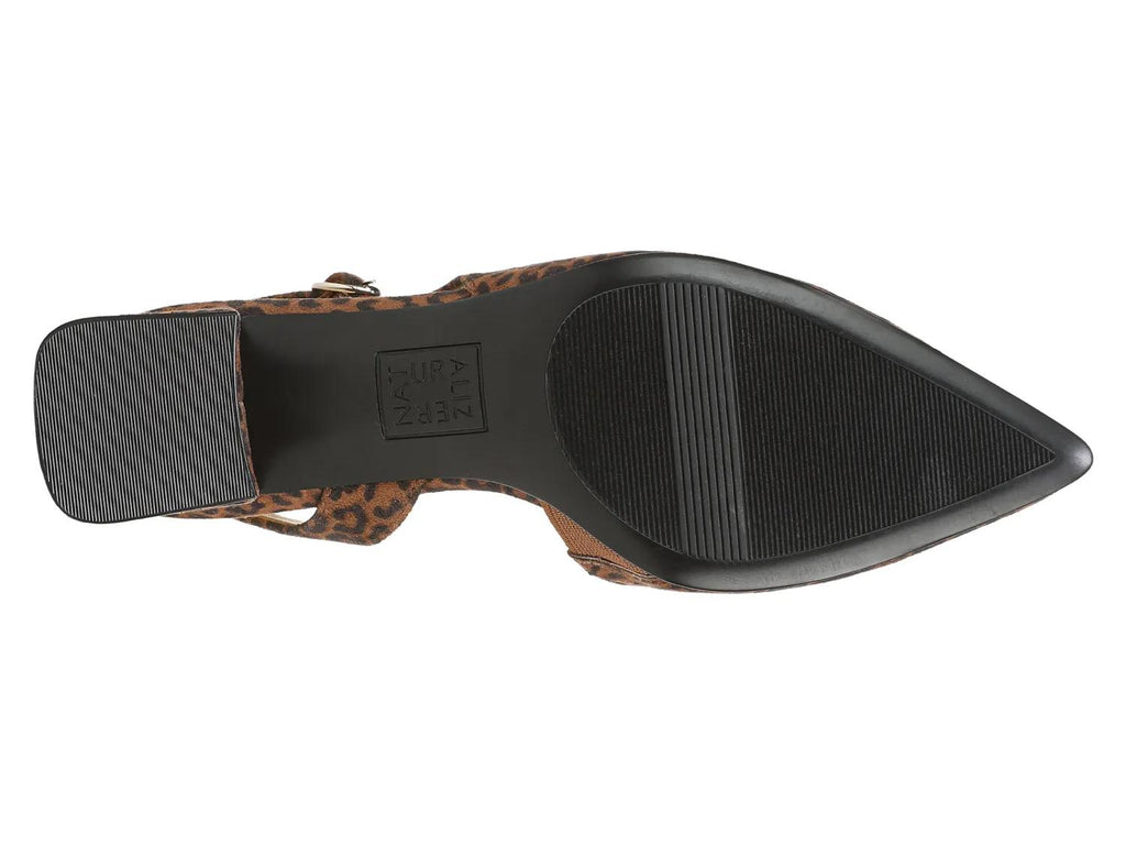 Naturalizer Anya Pump