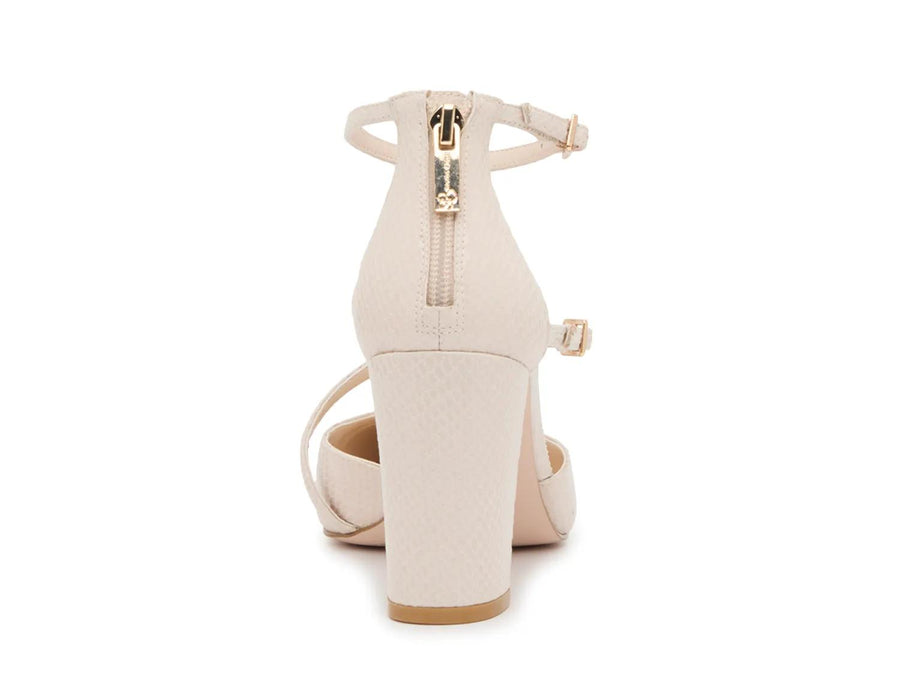 Jessica Simpson Nordic Pump