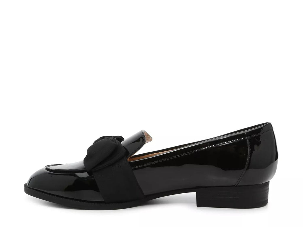 Bandolino Lindio Loafer