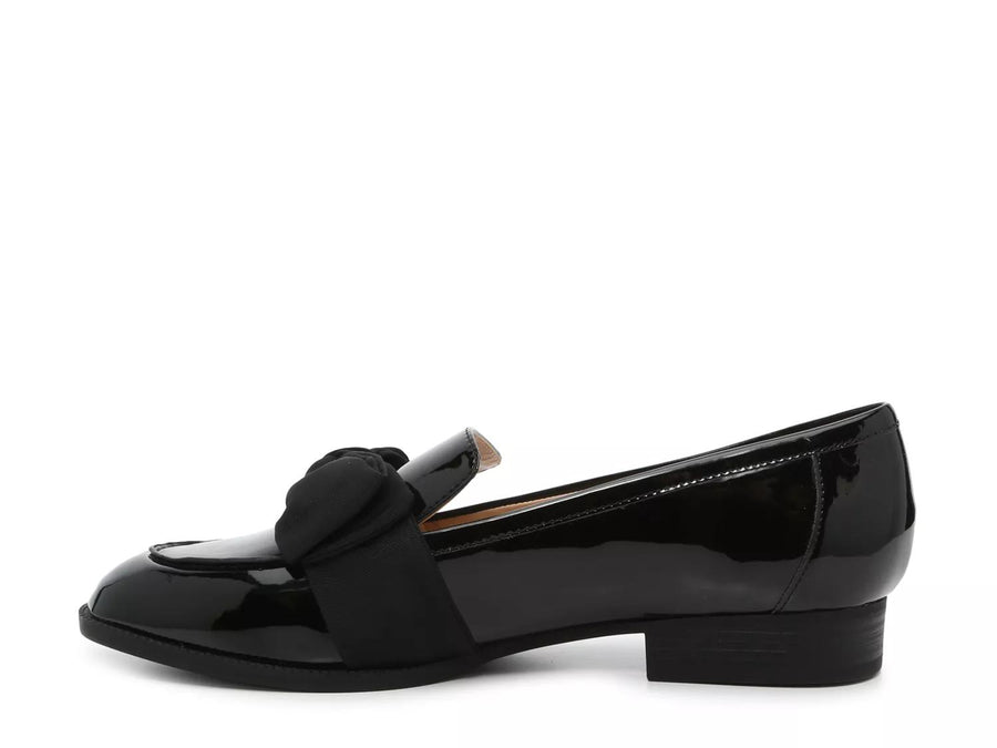 Bandolino Lindio Loafer