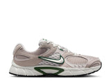 Nike V5 RNR Sneaker - Men's