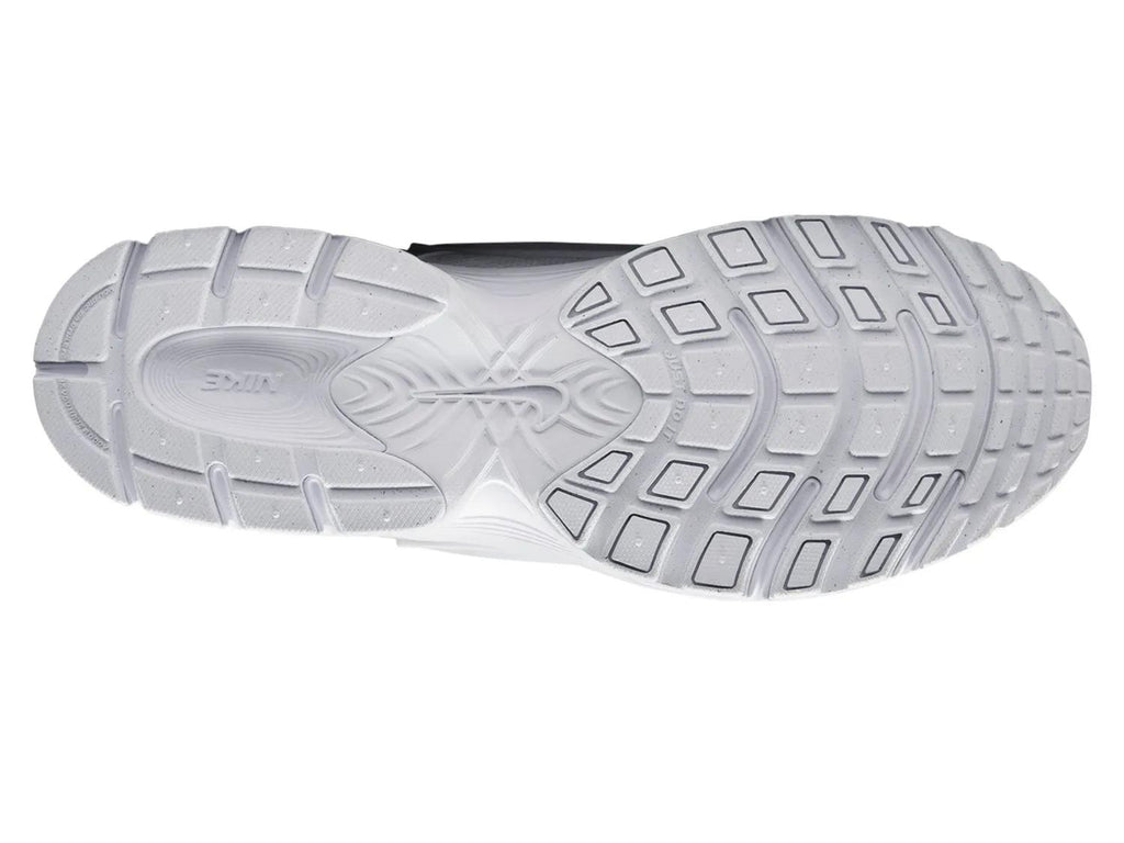 Nike V5 RNR Sneaker - Men's