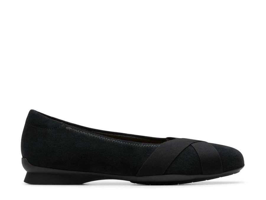 Clarks Jazmynn Gem Slip-On
