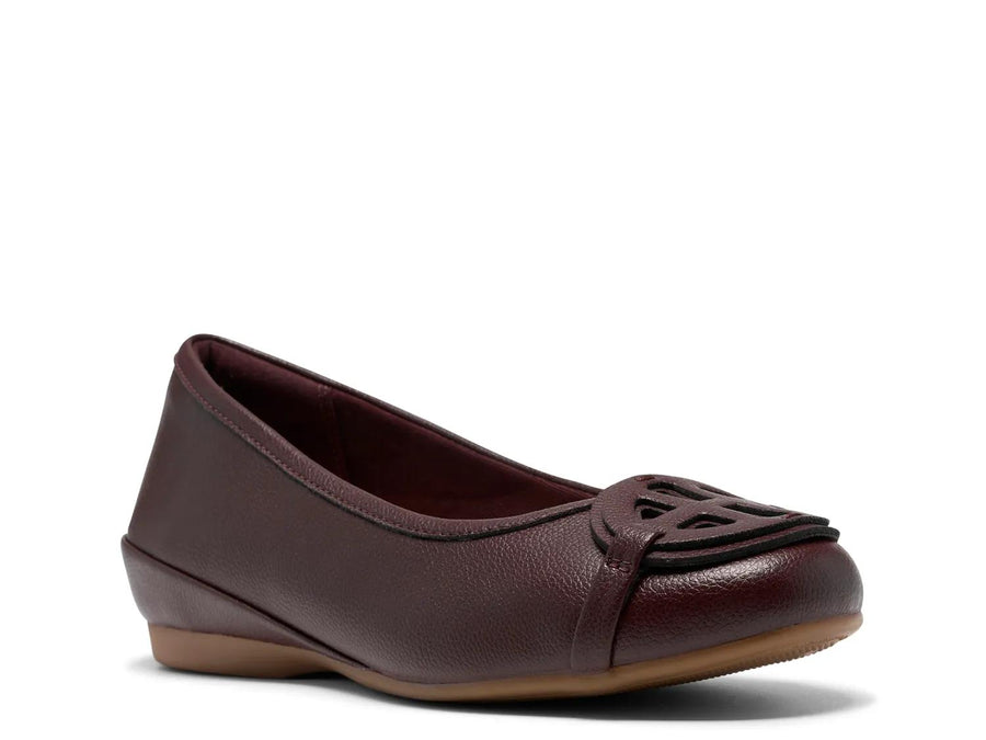 Clarks Cathrynn Luna Flat - Women's