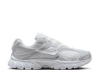 Nike V5 RNR Sneaker - Women's