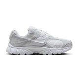 Nike V5 RNR Sneaker - Women's