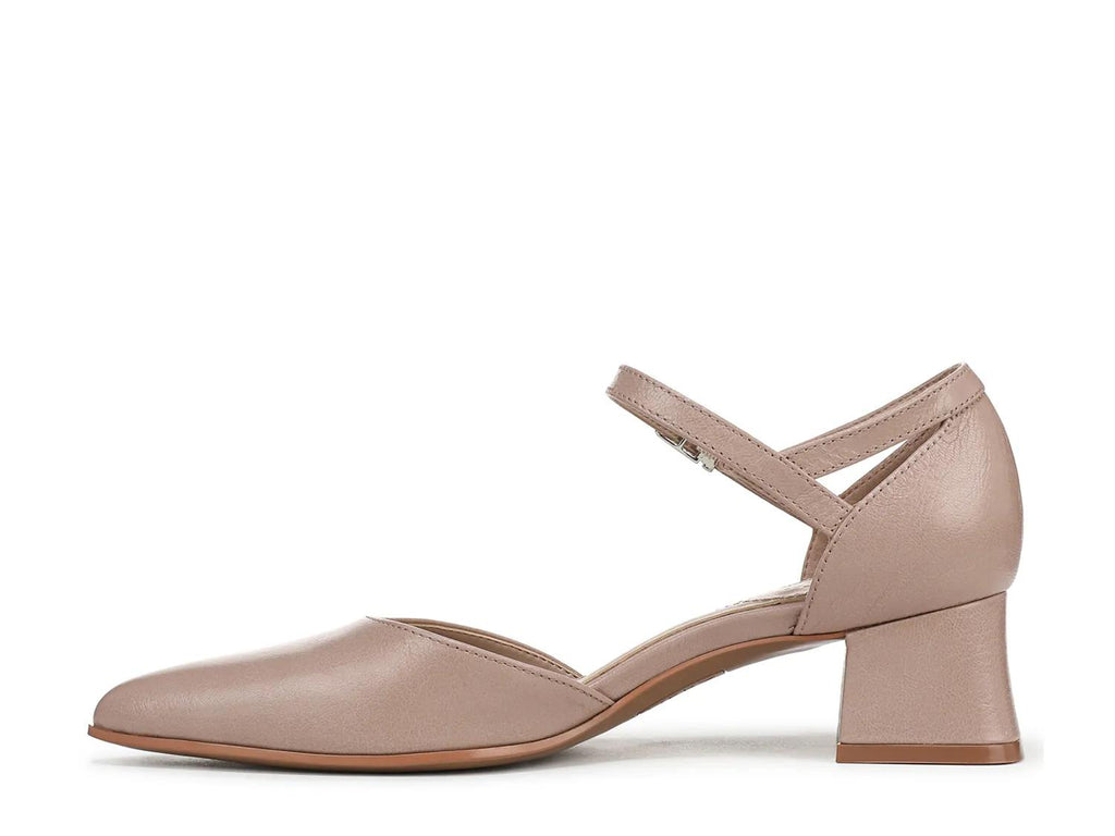 Naturalizer Maddox Pump