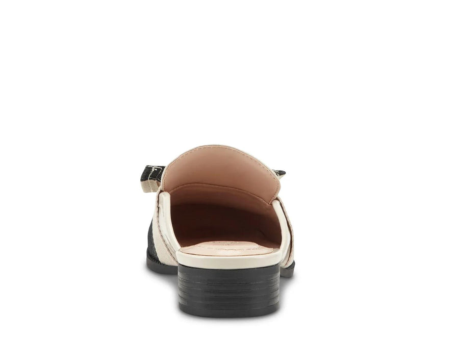 Bandolino Leilani Mule