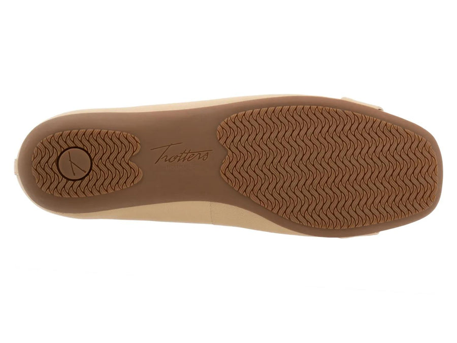 Trotters Sizzle Flat