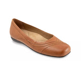 Trotters Sasha Flat