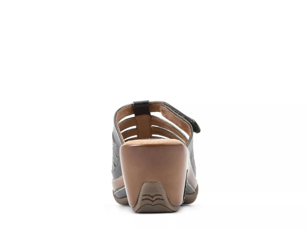 White Mountain Valencia Platform Sandal