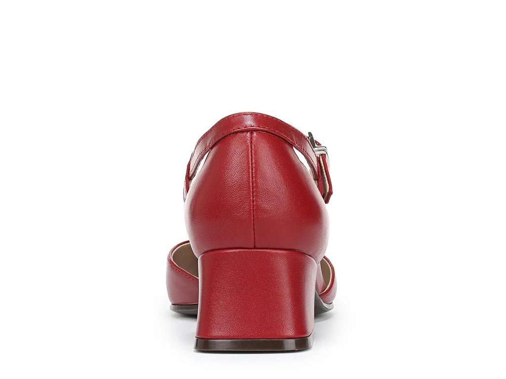 Naturalizer Maddox Pump