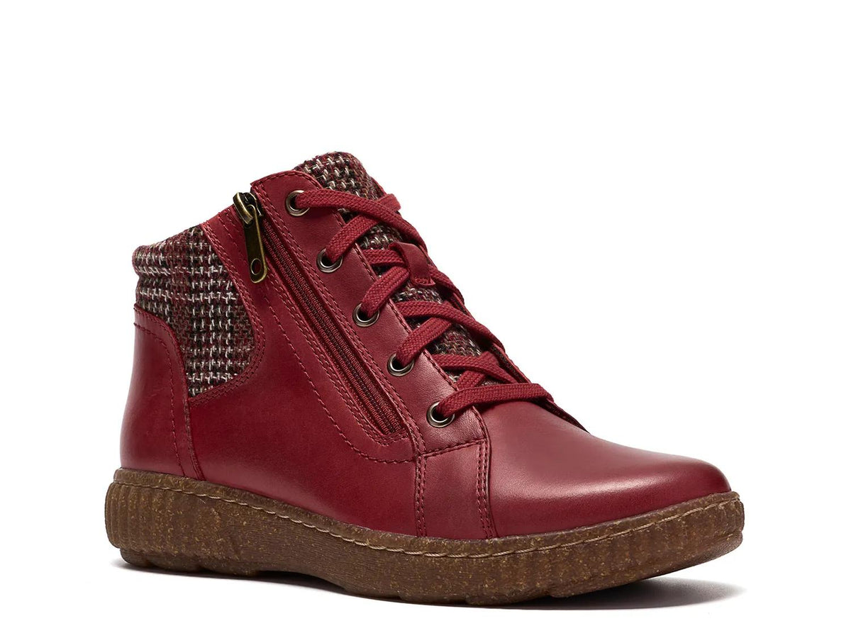 Clarks Caroline Fiana Bootie - Women's