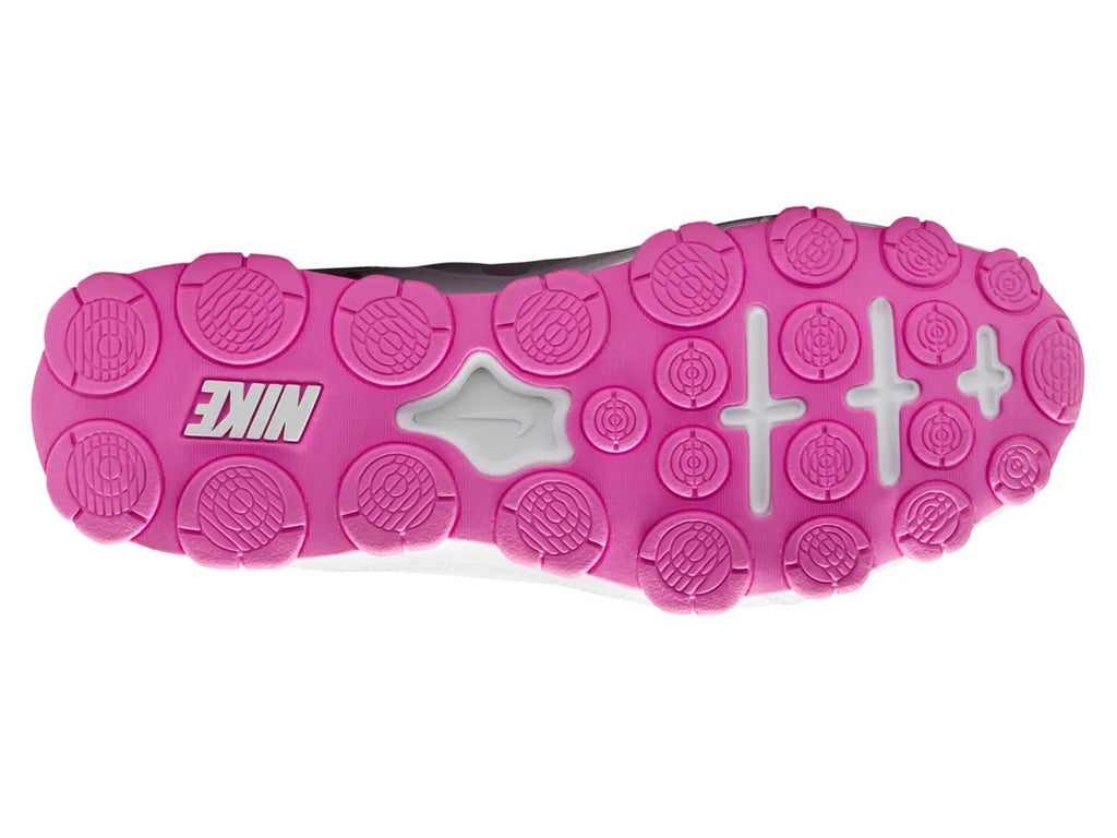 Nike Reax 8 TR Sneaker - Women's