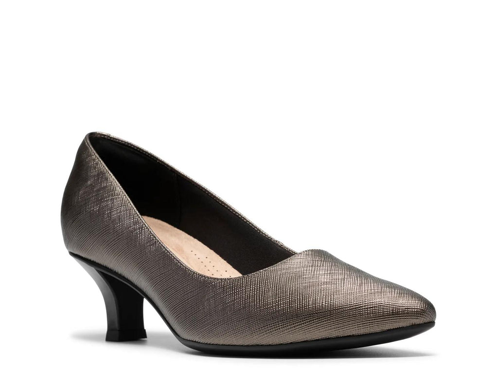 Clarks Kepley Vine Pump - Women's
