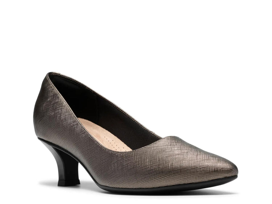 Clarks Kepley Vine Pump - Women's