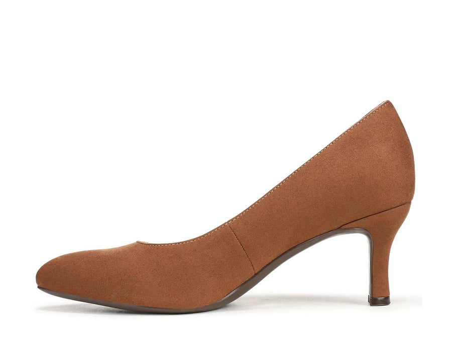Naturalizer Flora Pump