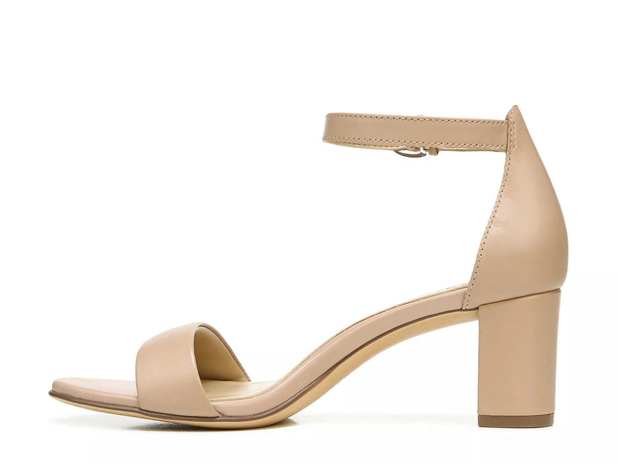 Naturalizer Vera Sandal