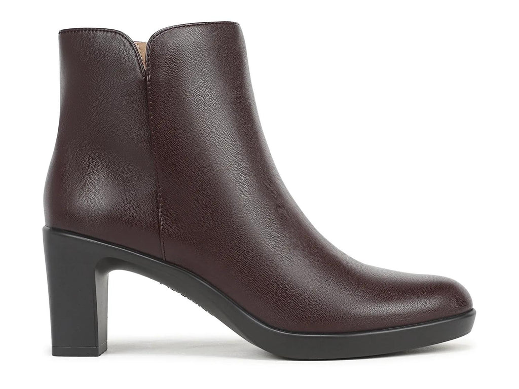 Lifestride Eloise Bootie