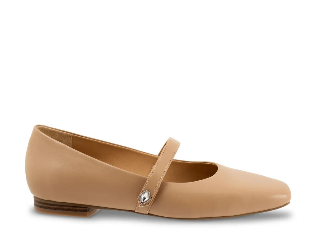 Trotters Hazel Mary Jane Flat