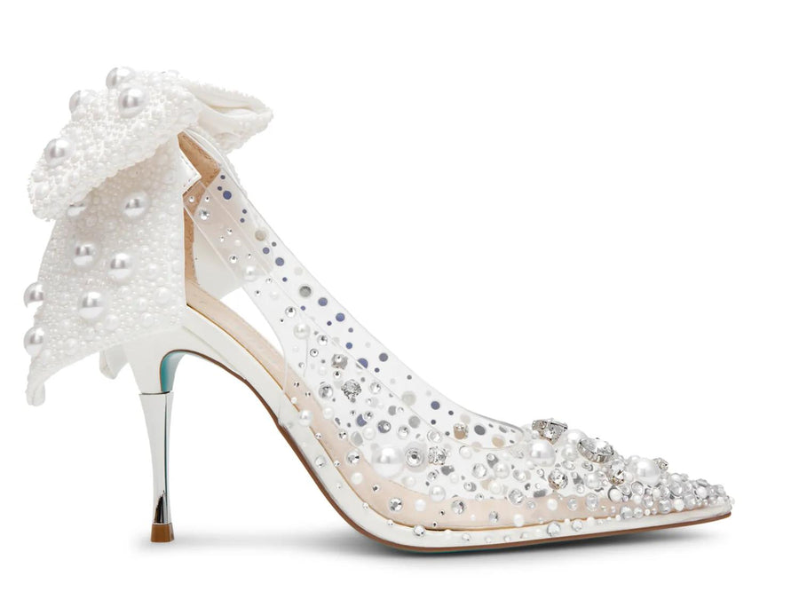 Betsey Johnson Esmy Pump