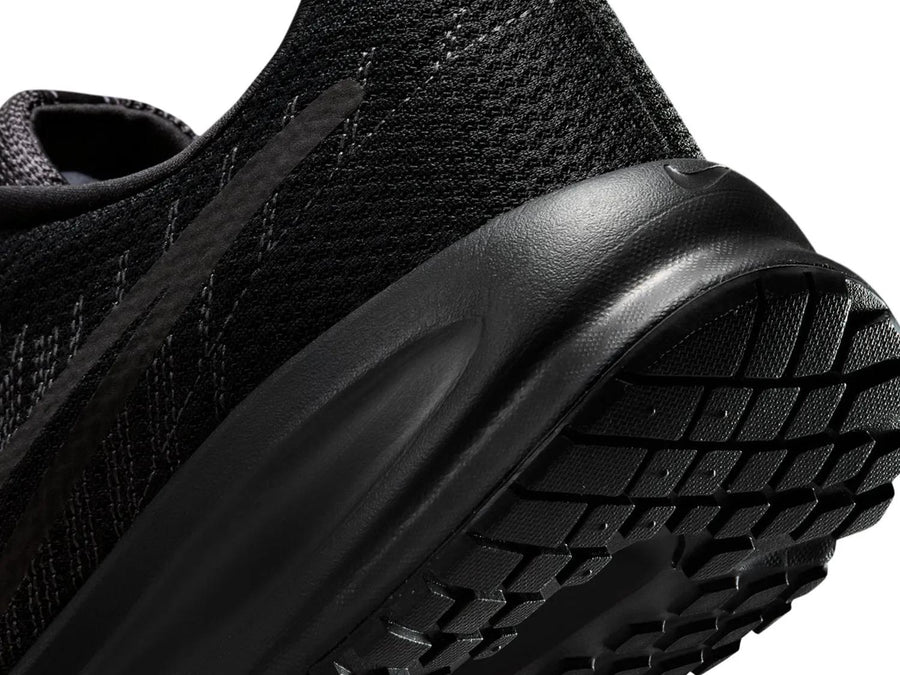 Nike Run Defy Running Shoe - Men's