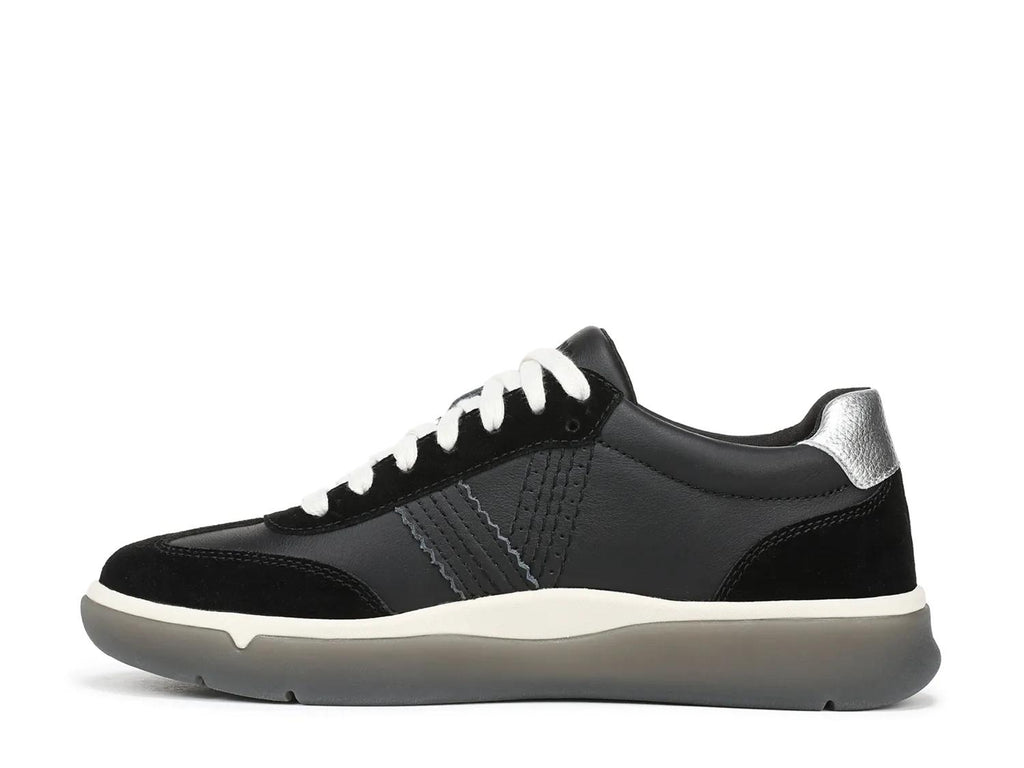 Vionic City Walk Sneaker