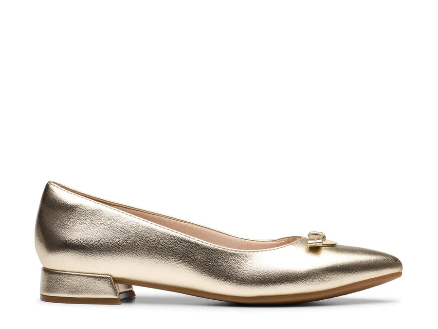 Clarks Natalyn Trim Charm Flat