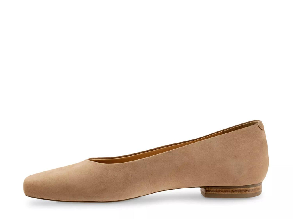 Trotters Honor Flat