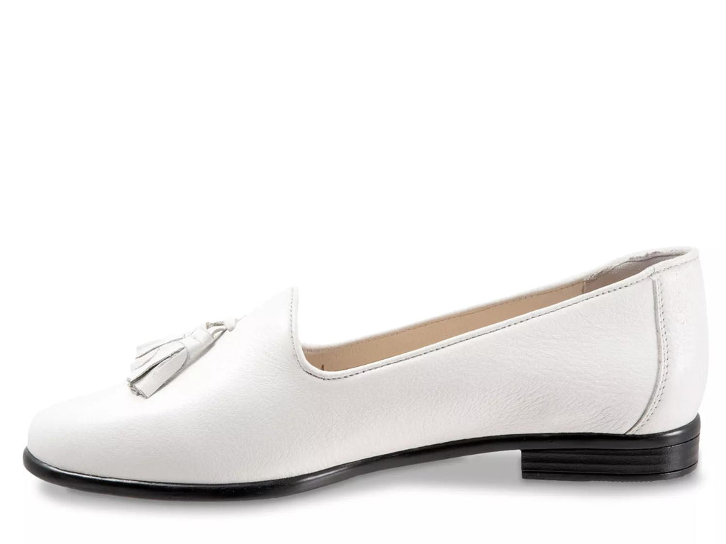 Trotters Liz Loafer