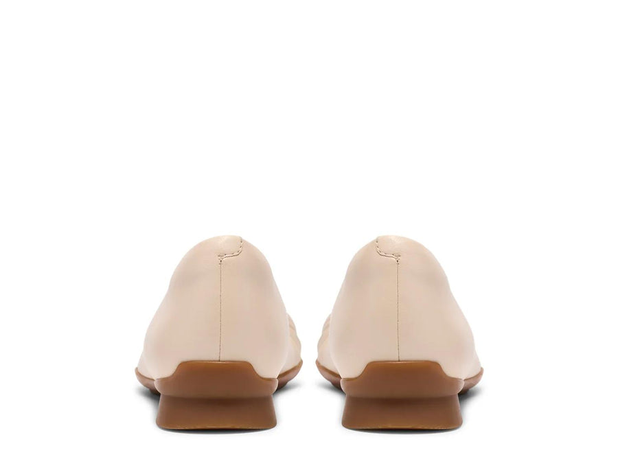 Clarks Jazymnn Lo Flat