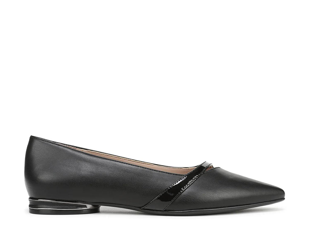 Naturalizer Bria Flat