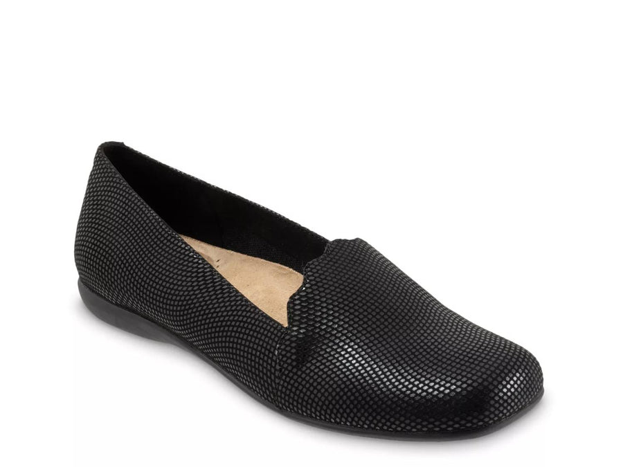 Trotters Sage Loafer