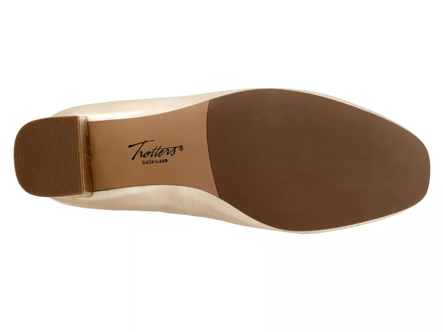 Trotters Demi Pump