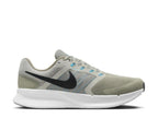 Nike Run Swift 3 Running Shoe - Men's