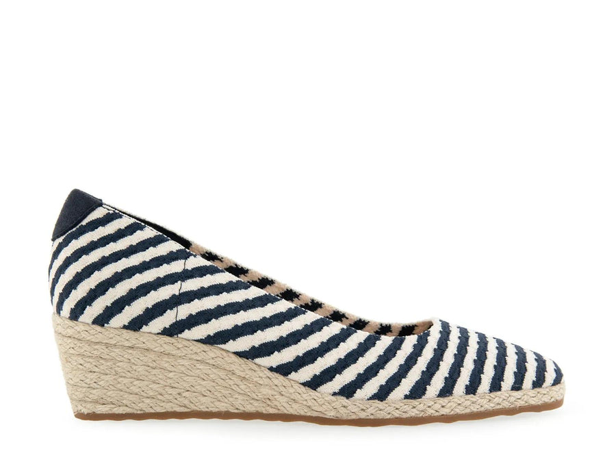 Aerosoles Roma Espadrille Wedge Pump