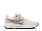 Nike Run Defy Running Shoe - Women's