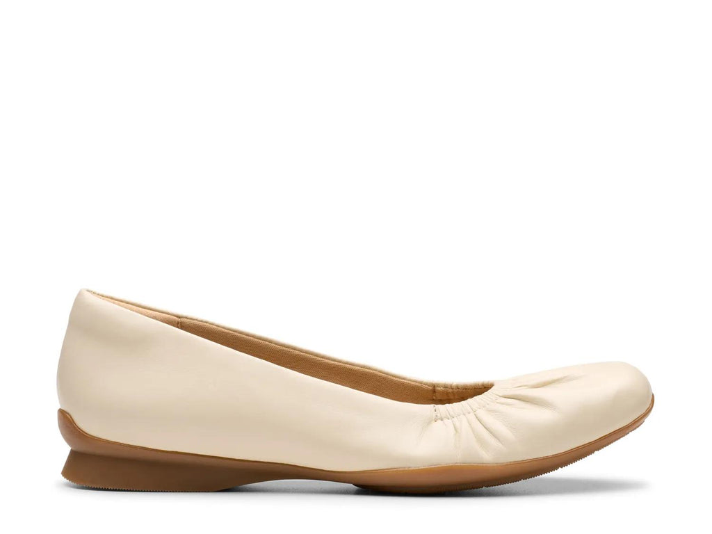Clarks Jazymnn Lo Flat
