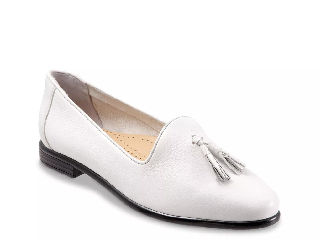 Trotters Liz Loafer