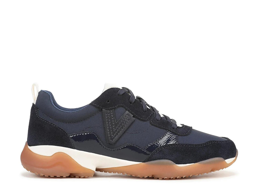 Vionic Walk Slim Glide Sneaker