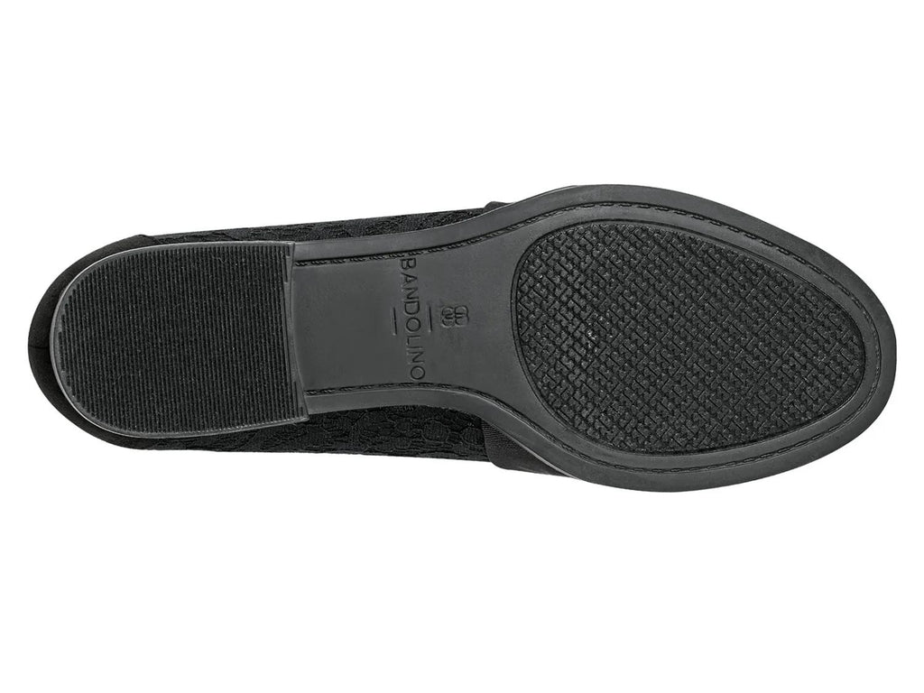 Bandolino Lindio Loafer
