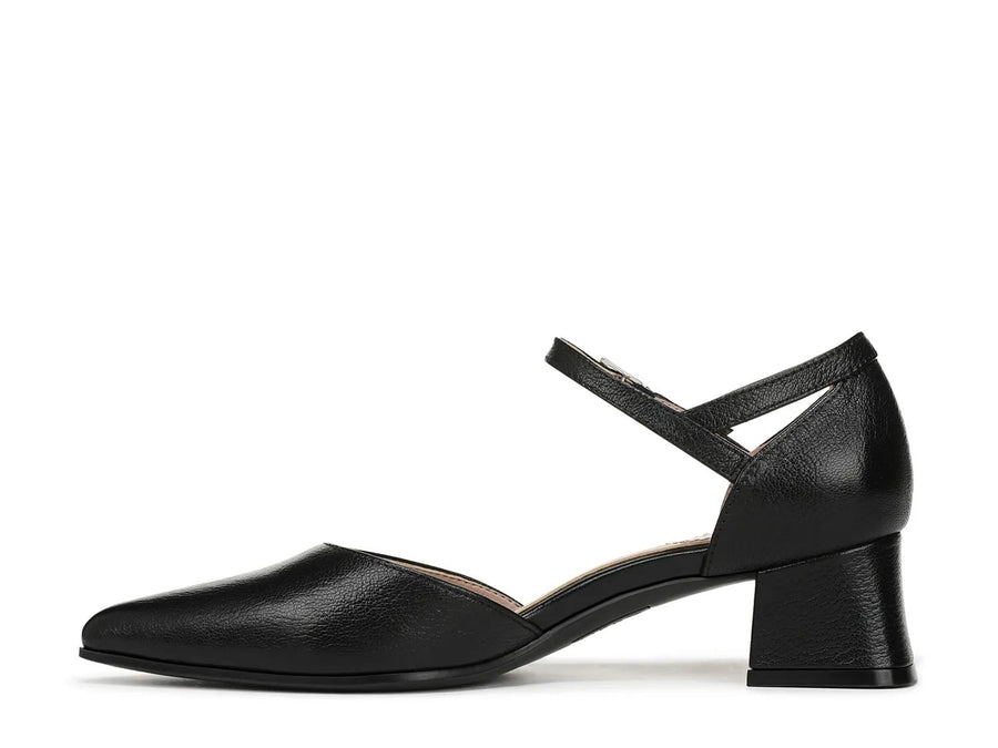 Naturalizer Maddox Pump