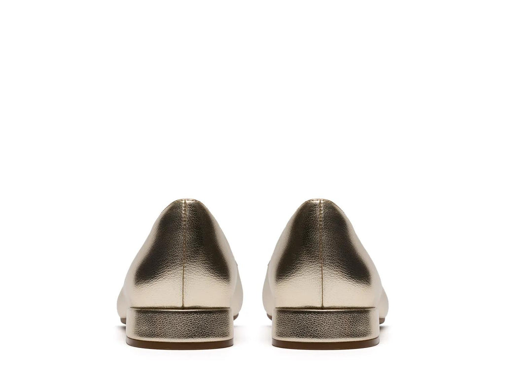 Clarks Natalyn Trim Charm Flat