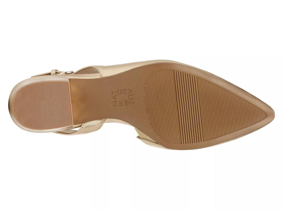 Naturalizer Banks Pump