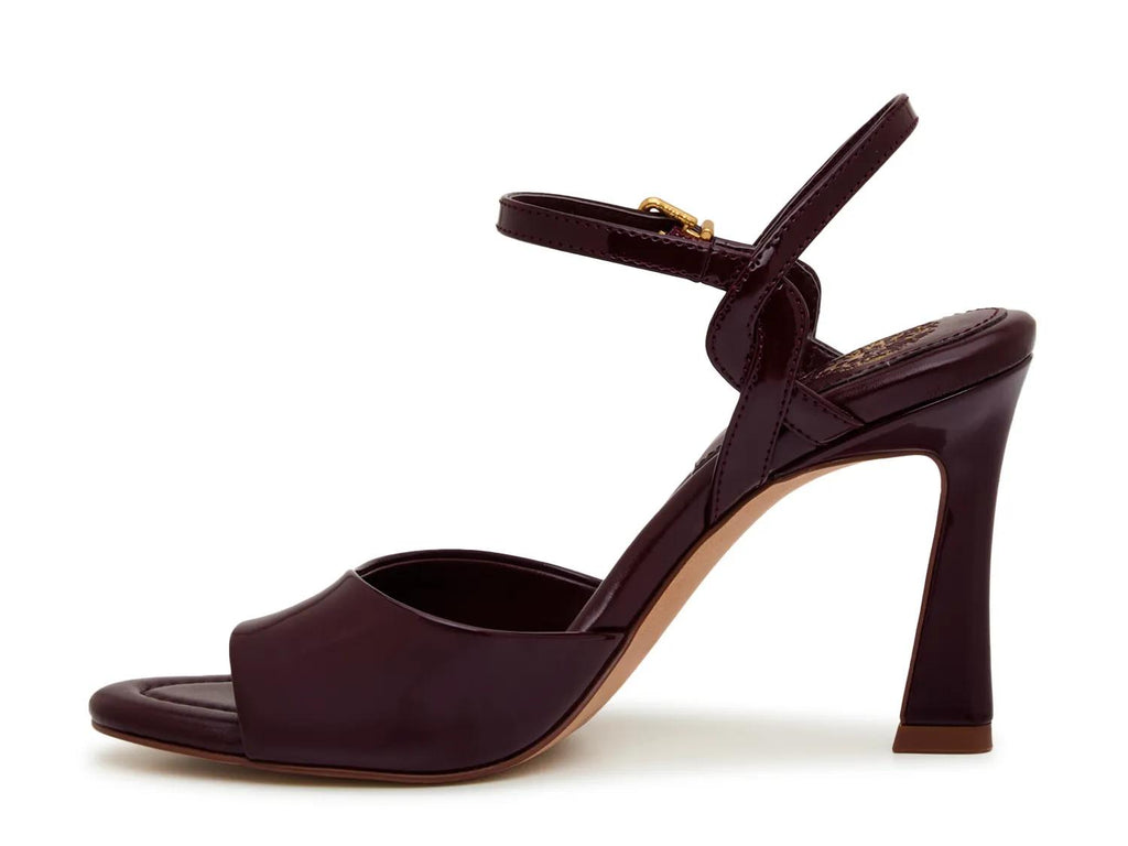 Vince Camuto Pairia Sandal
