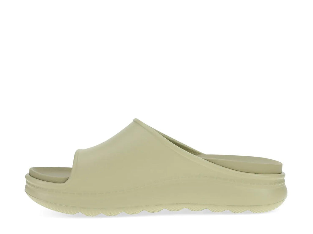 Dansko Devyn Sandal