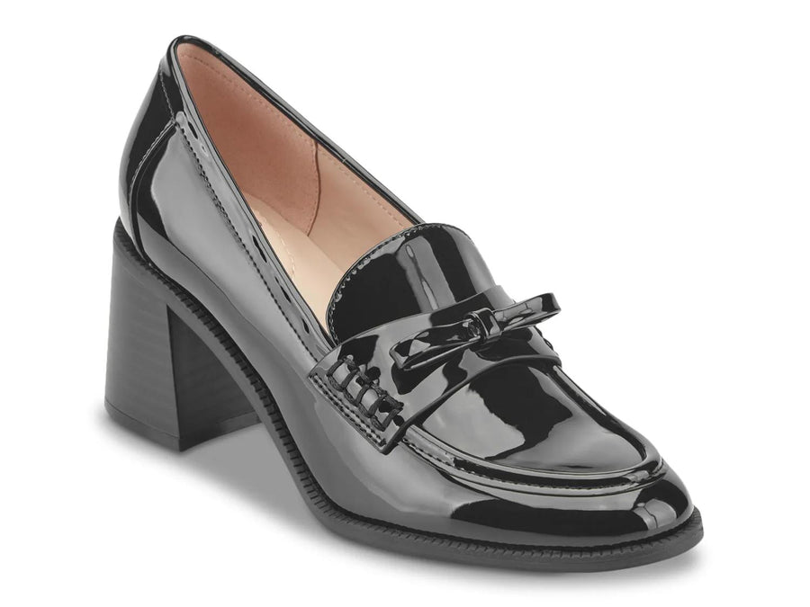 Bandolino Kaynei Loafer