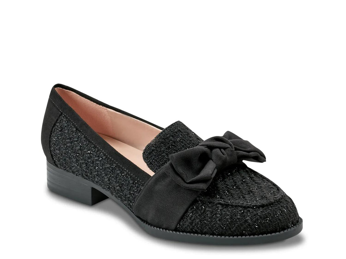 Bandolino Lindio Loafer